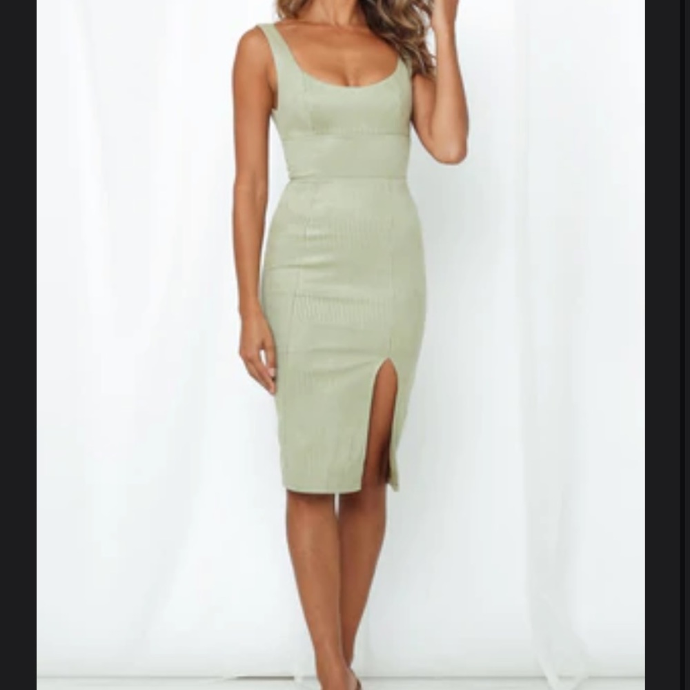 Hello Molly Midi dress